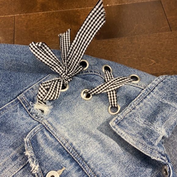 COPY - Zara Blue Oversized Denim Jacket with Gingham Ribbon Detail - Picture 4 of 15
